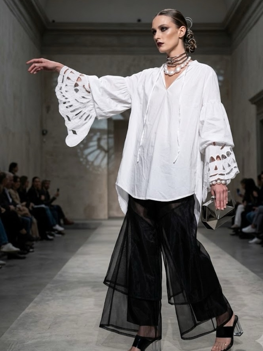 Romance Was Born White Cotton Butterfly Sleeve Tunic Blouse